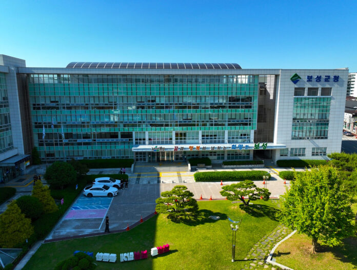 1. 보성군, 2025년도 예산 6,666억 원 확정_보성군청사 사진